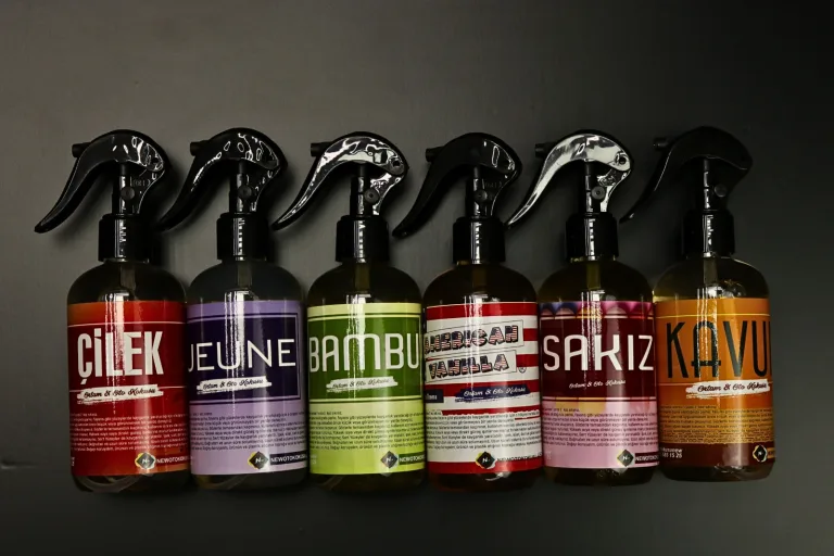 En iyi araç kokusu tavsiyesi: Sprey, klima bombası ve ipli oto kokuları ile ferah araç içi